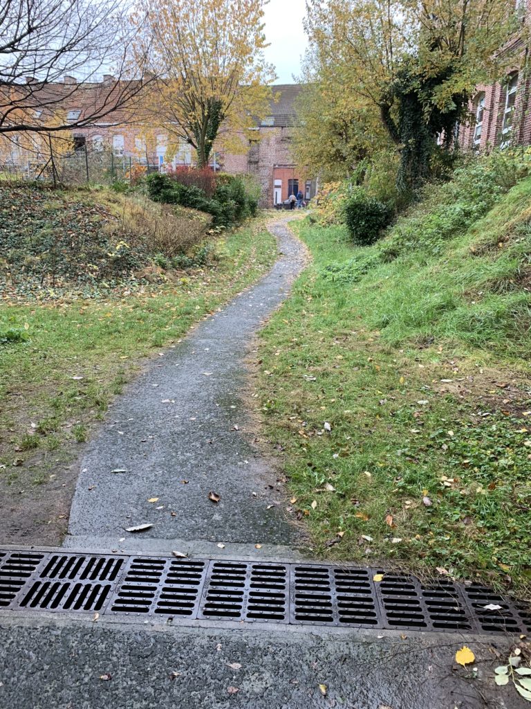 Rampe existante montée non-conforme IUT à Tourcoing